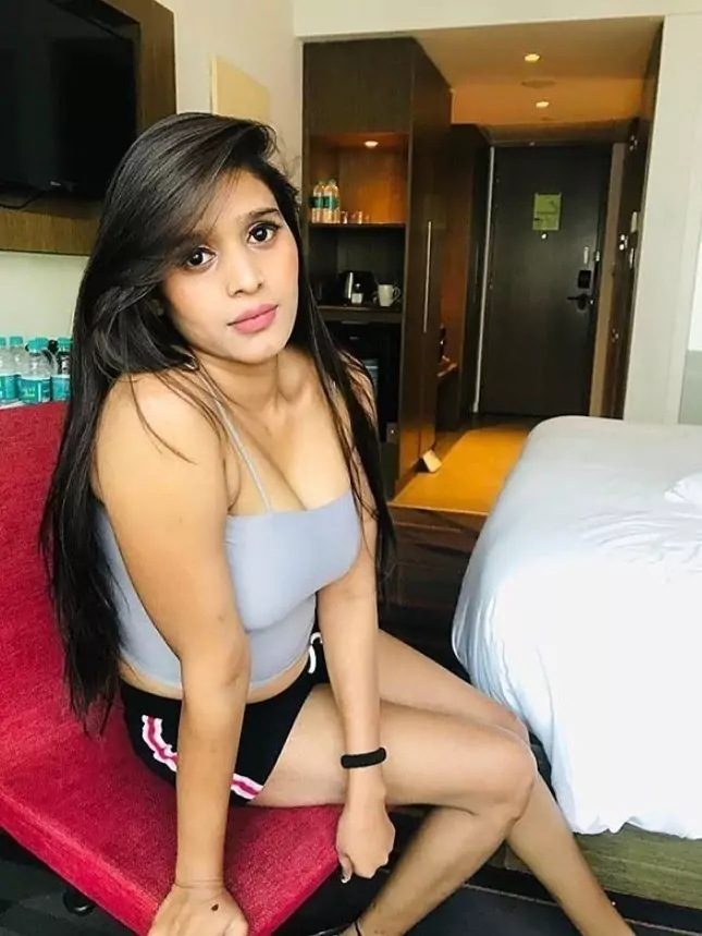 कॉल गर्ल्स सर्विस  लामफेलपाट